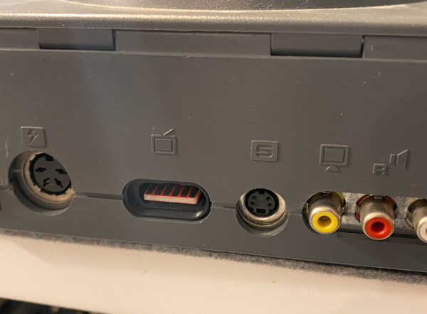 Amiga CD32 RGB Mod